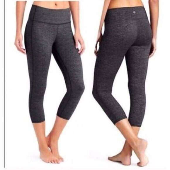 Athleta Size M Chaturanga Crop Leggings Capri Length Heather Gray - Picture 4 of 9